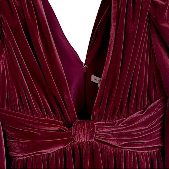 Gianni Bini MARIAH Velvet Plunging Neckline Mini Color JAM - Picture 6 of 9